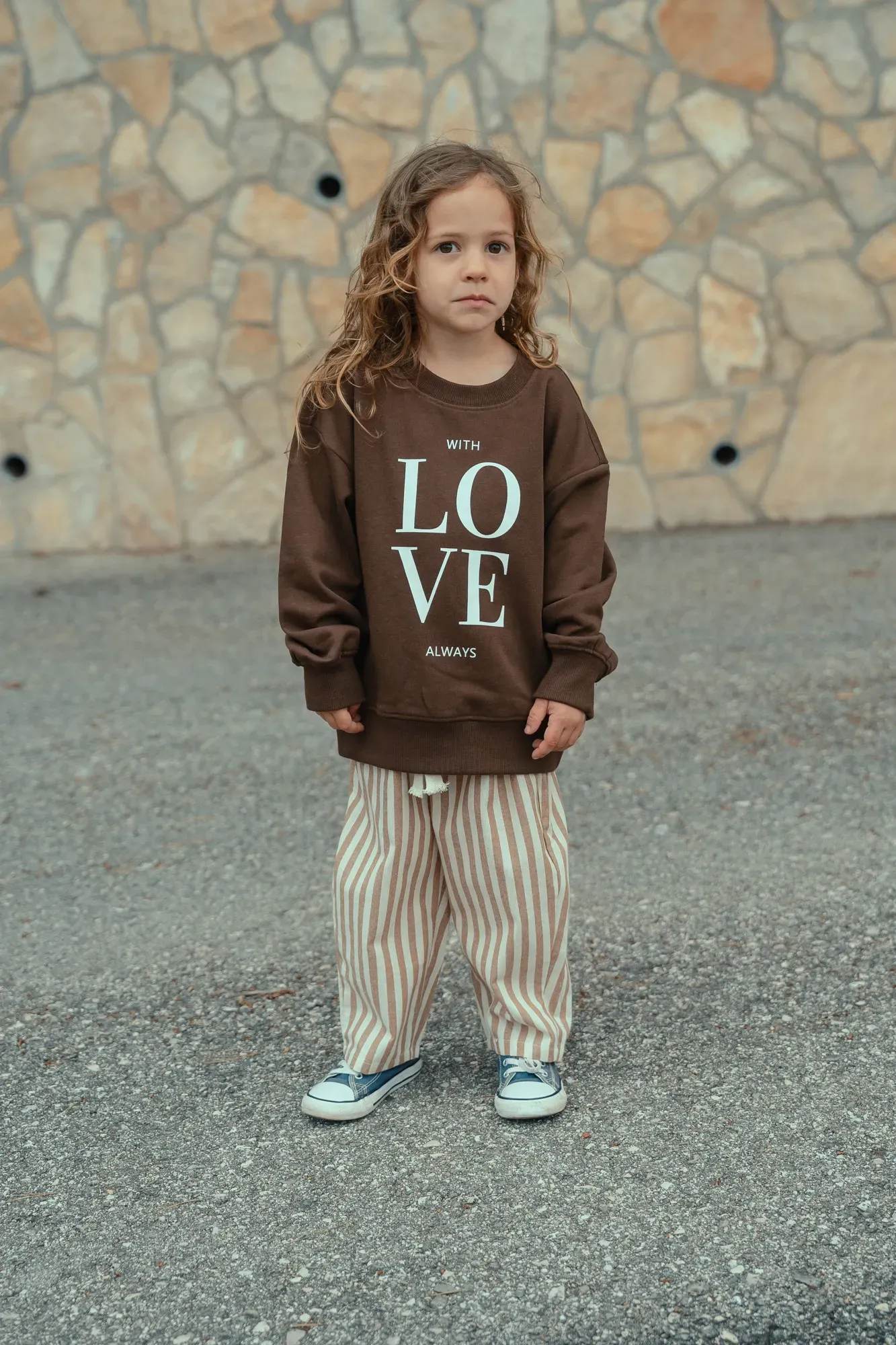 Sudadera Love Marrón