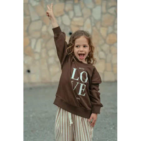 Sudadera Love Marrón