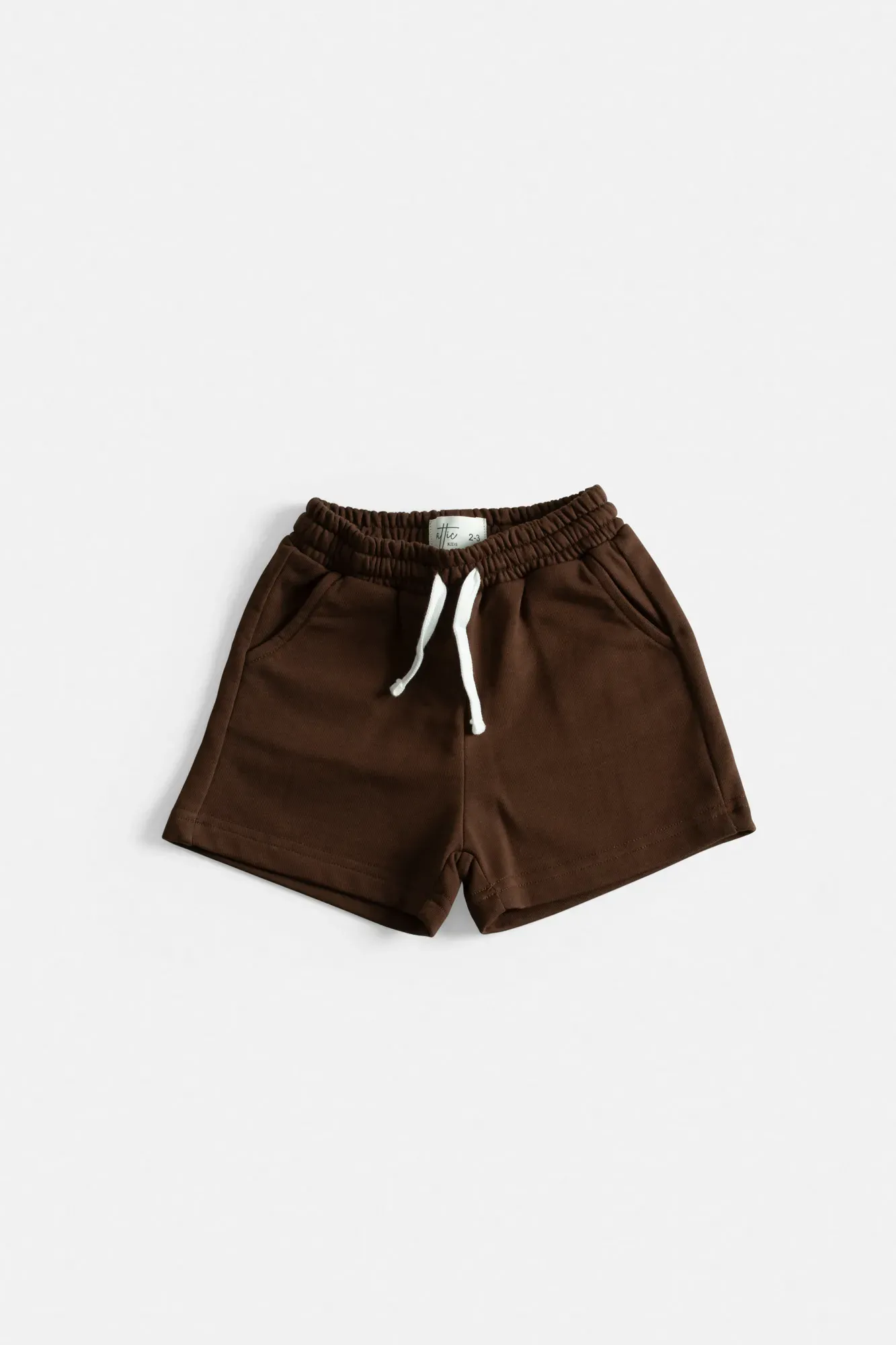 Pantalón Corto Liso Marrón